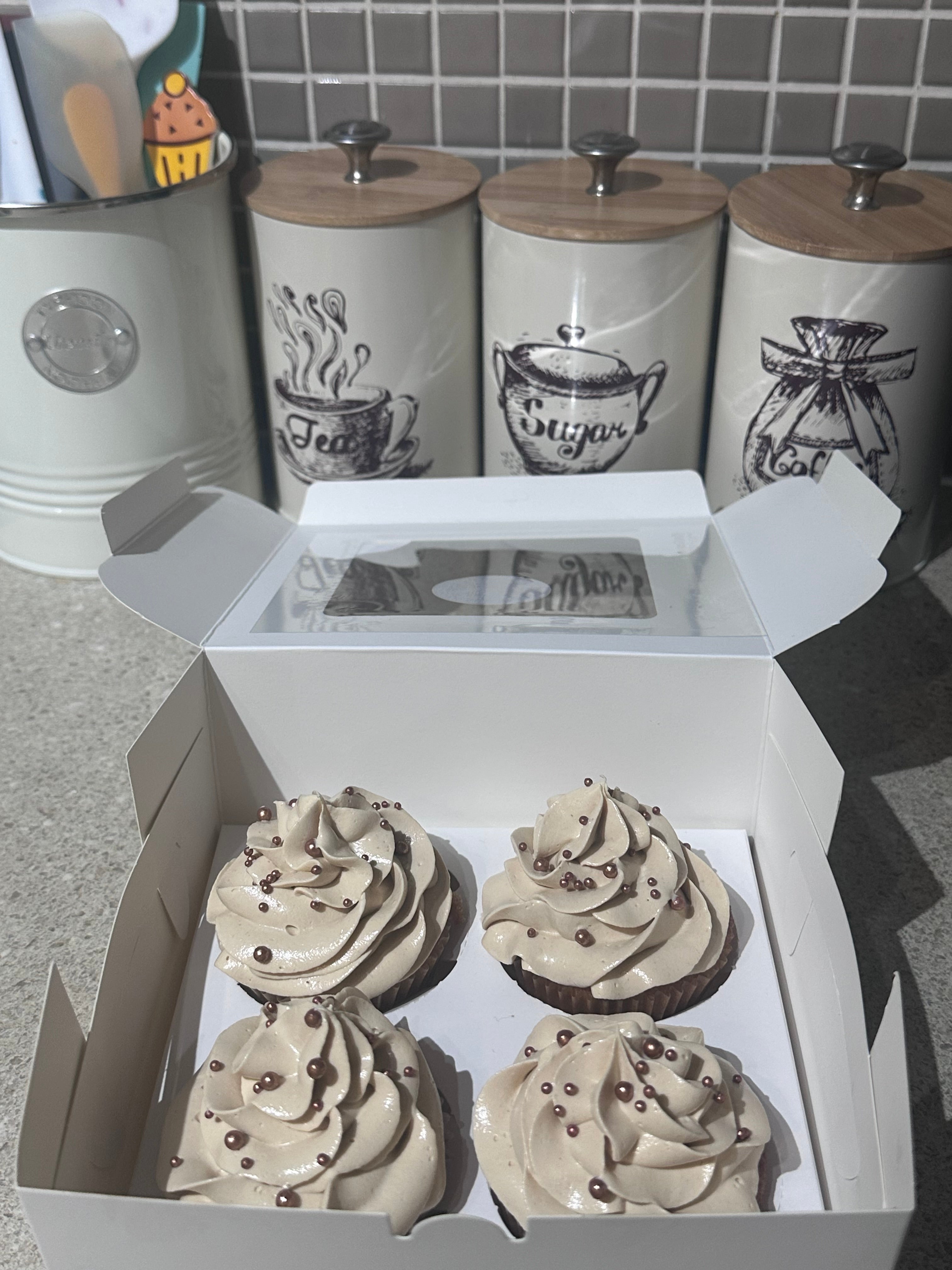 Custom or Deluxe Cupcake Boxes
