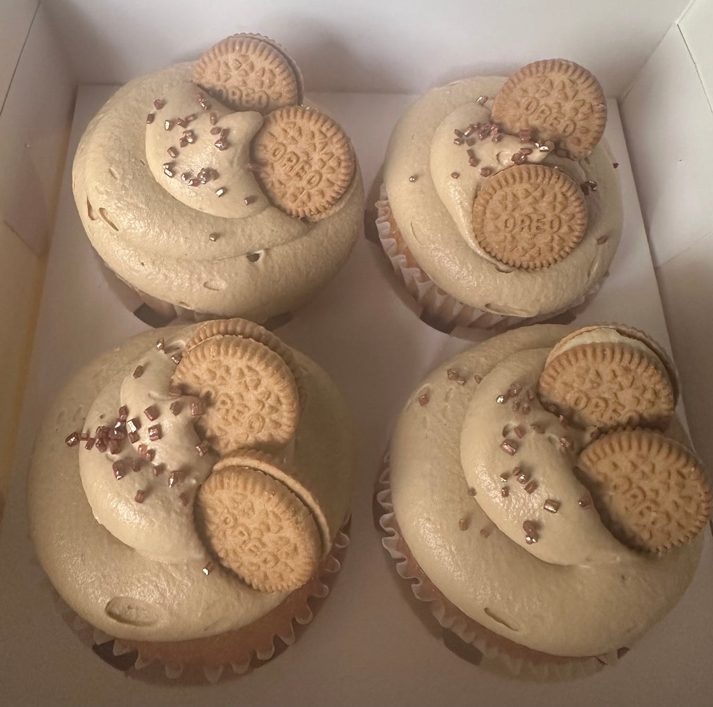 Custom or Deluxe Cupcake Boxes