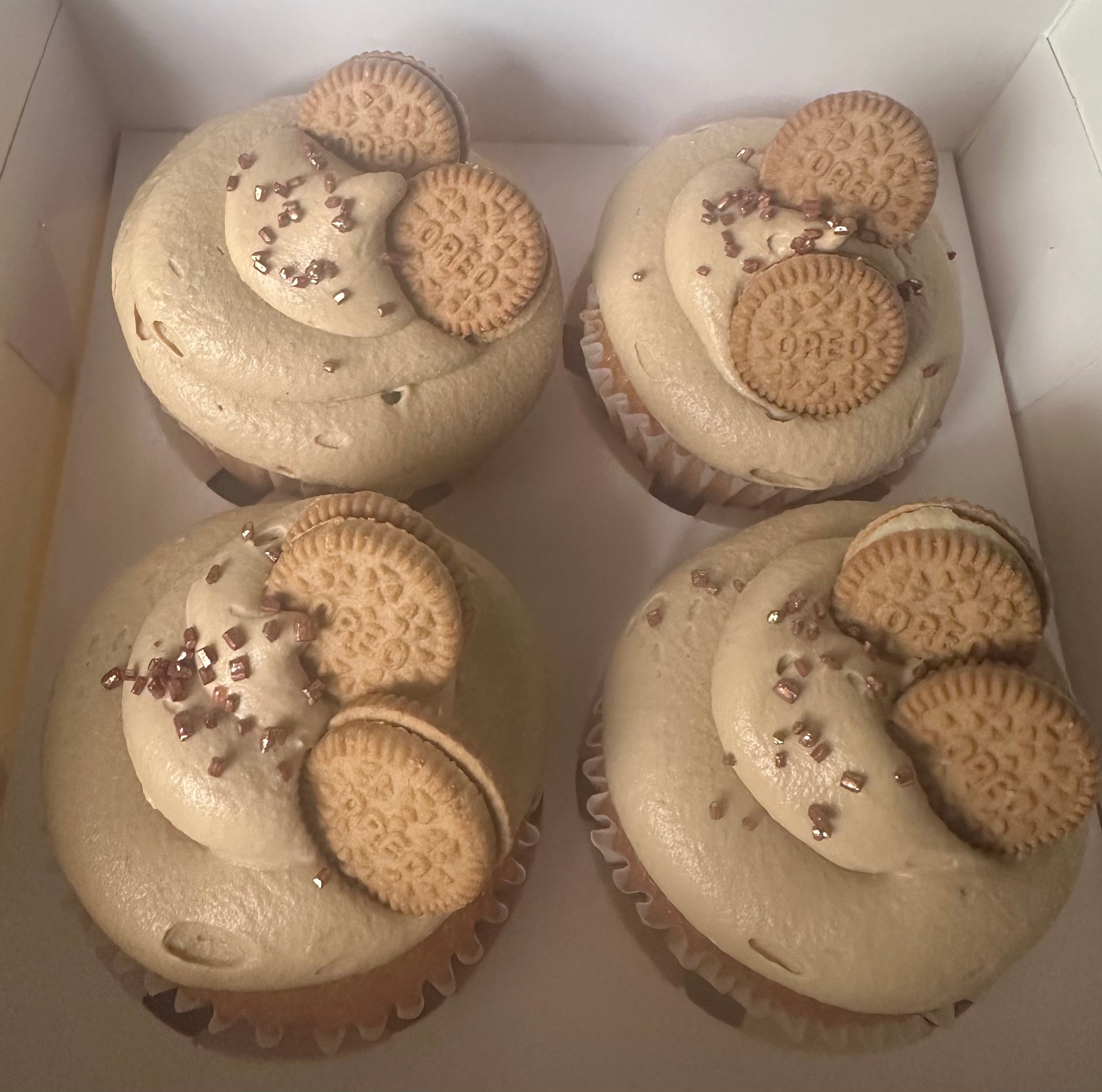 Custom or Deluxe Cupcake Boxes