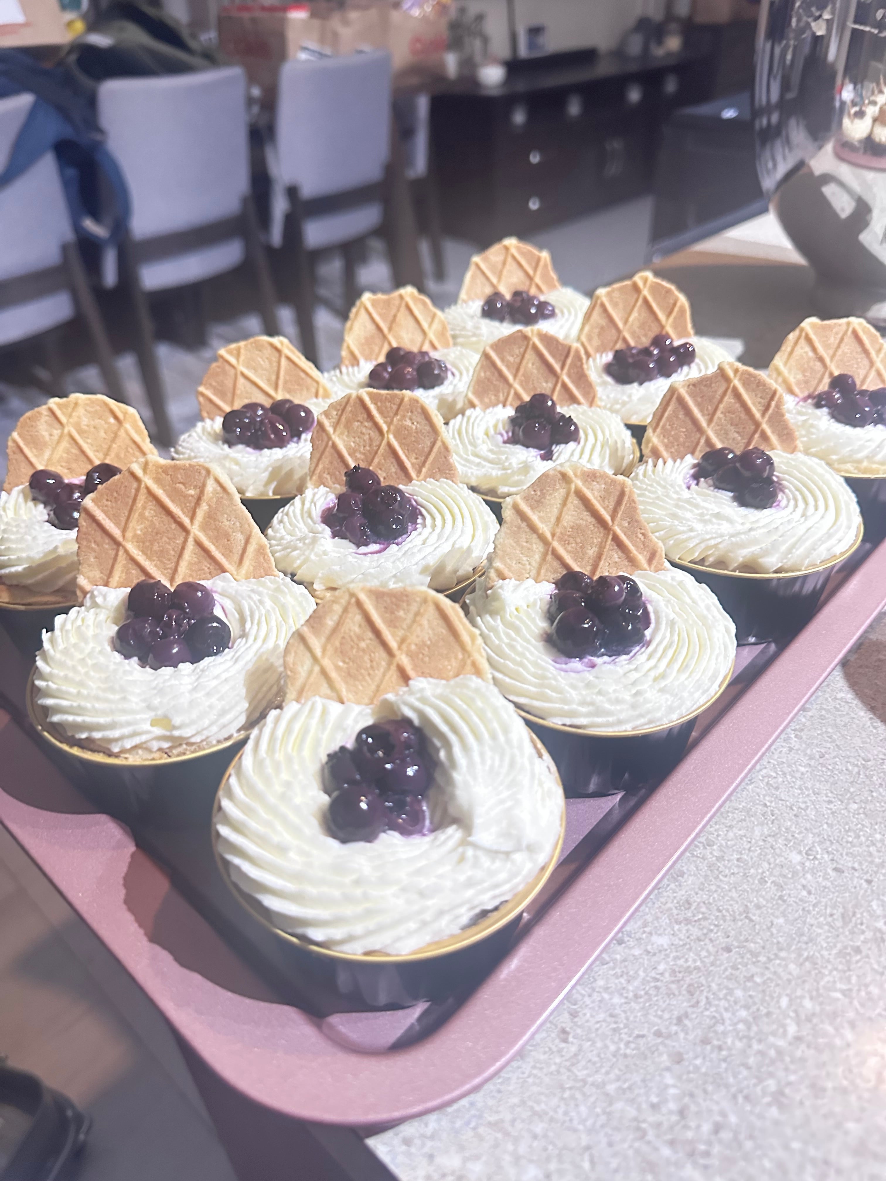 Custom or Deluxe Cupcake Boxes